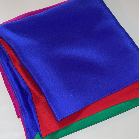 Authentic YSL Large Scarf - Picture 2 of 6